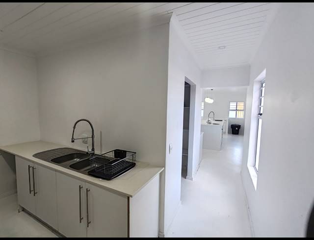 7 BEDROOM HOUSE FOR SALE IN LONG ACRES COUNTRY ESTATE